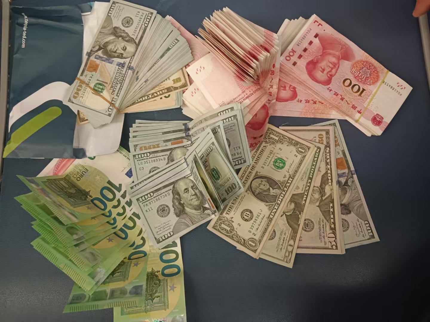 2025041210490041.jpg